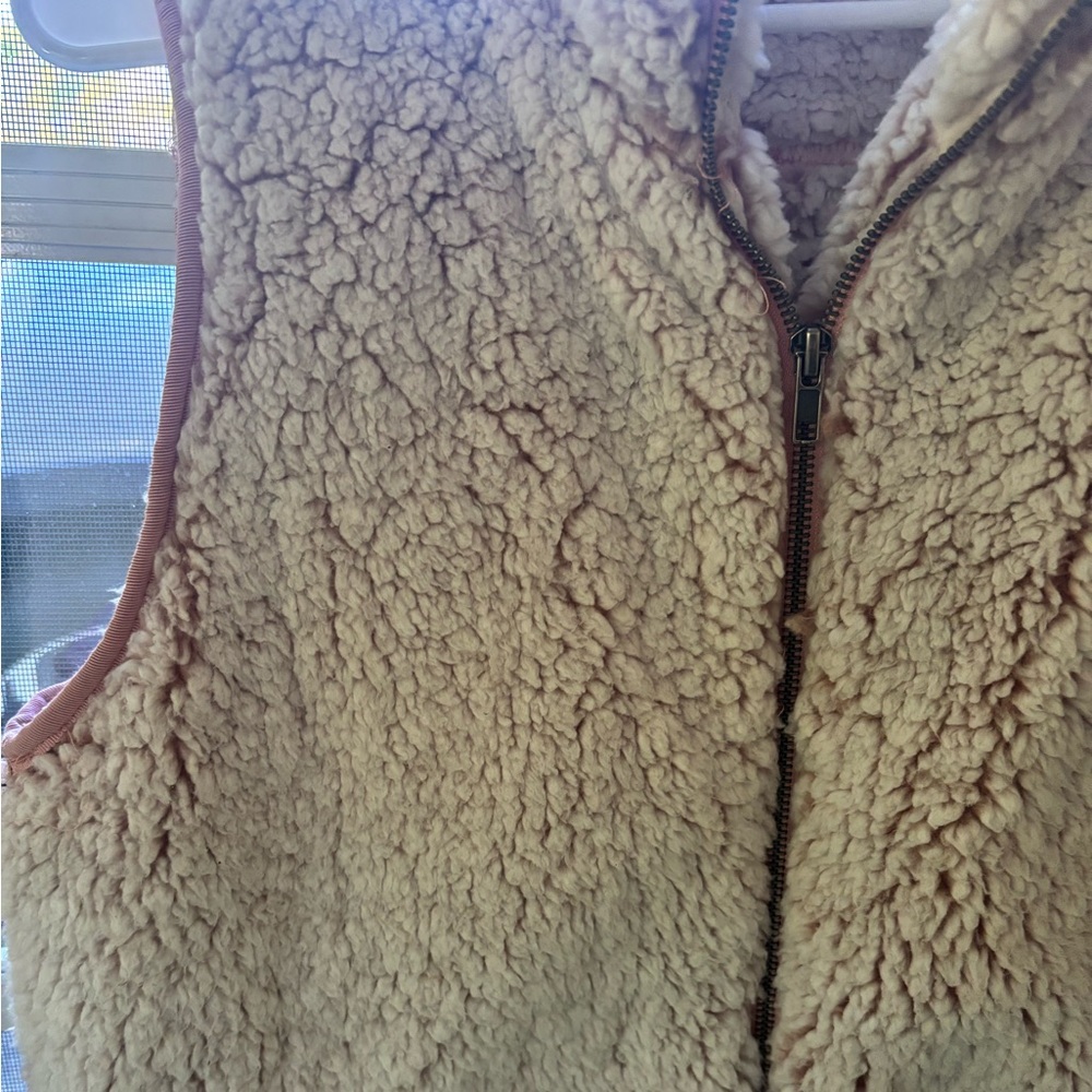 Pink Fuzzy Vest - Picture 3 of 4